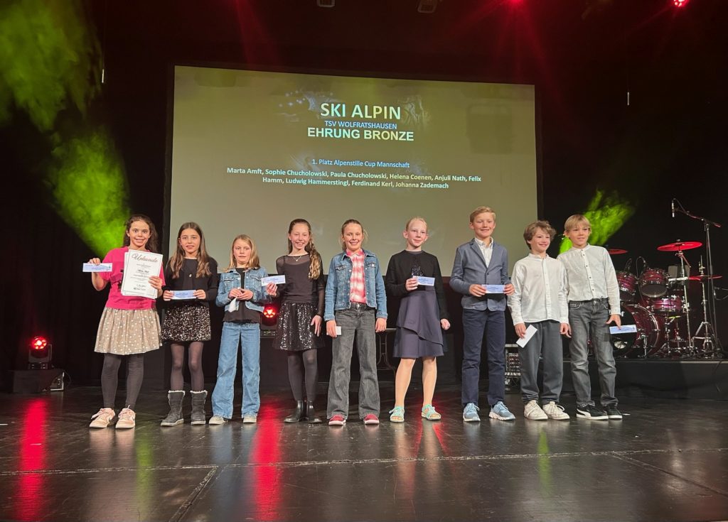 Sportlergala Wolfratshausen 2025: Ehrung als Mannschaft für das U10 Team des vergangenen Winters